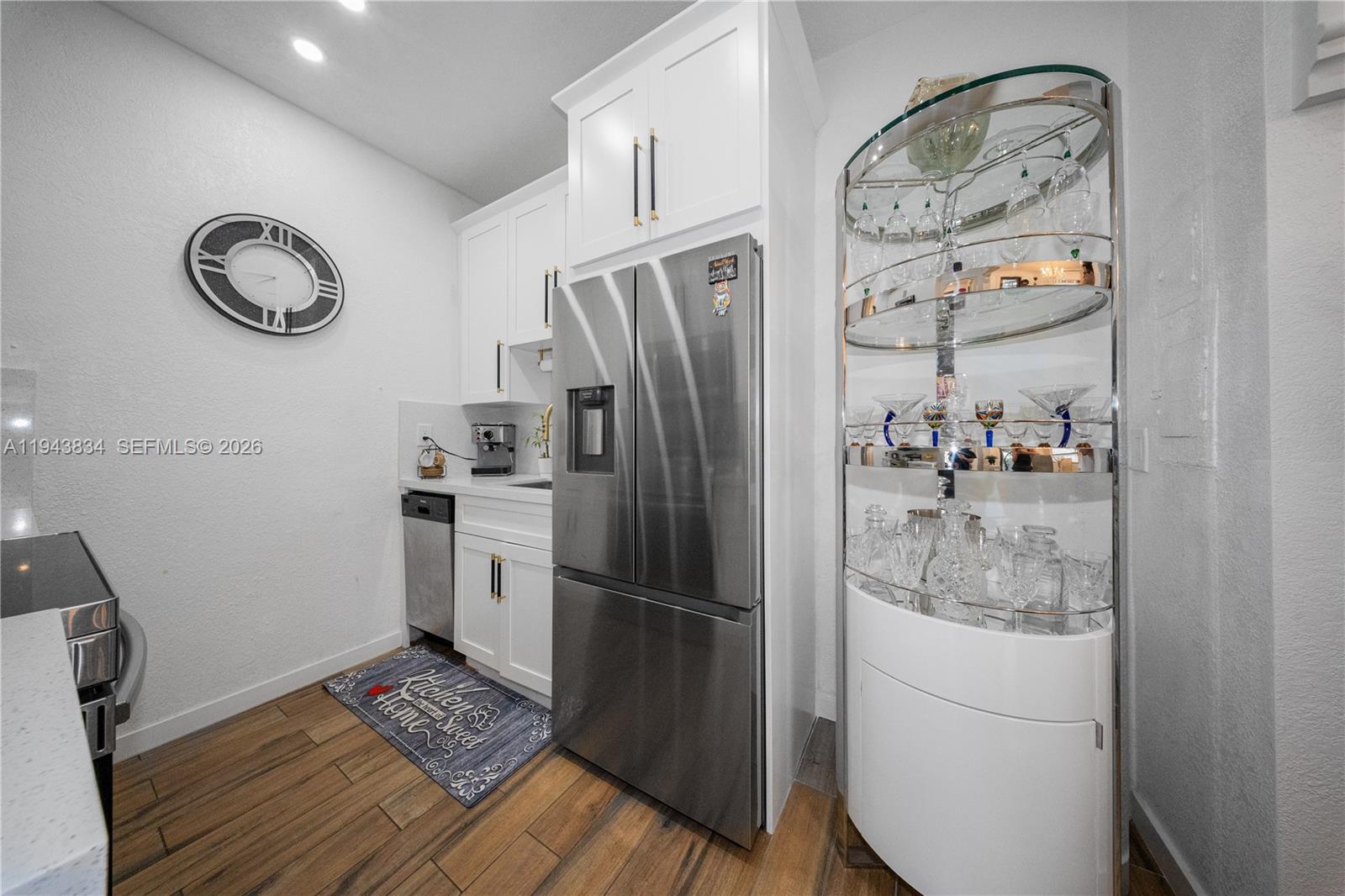 3041 NW 51st St Miami, FL 33142