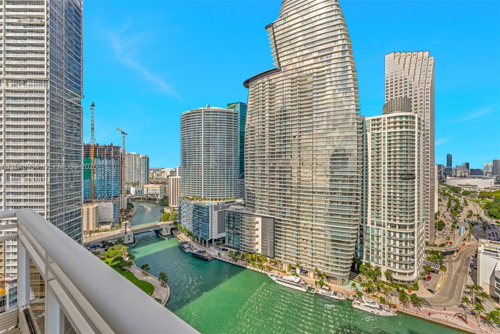 901 Brickell Key Blvd #3206 Miami, FL 33131