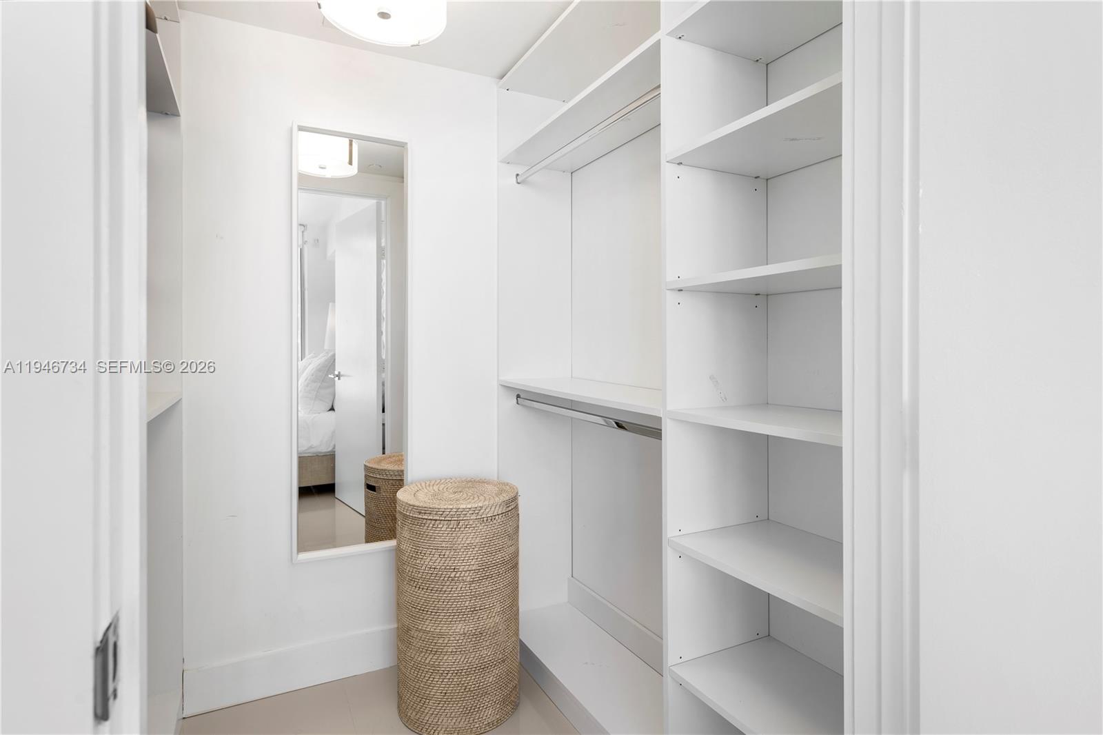 image Icon Brickell II9