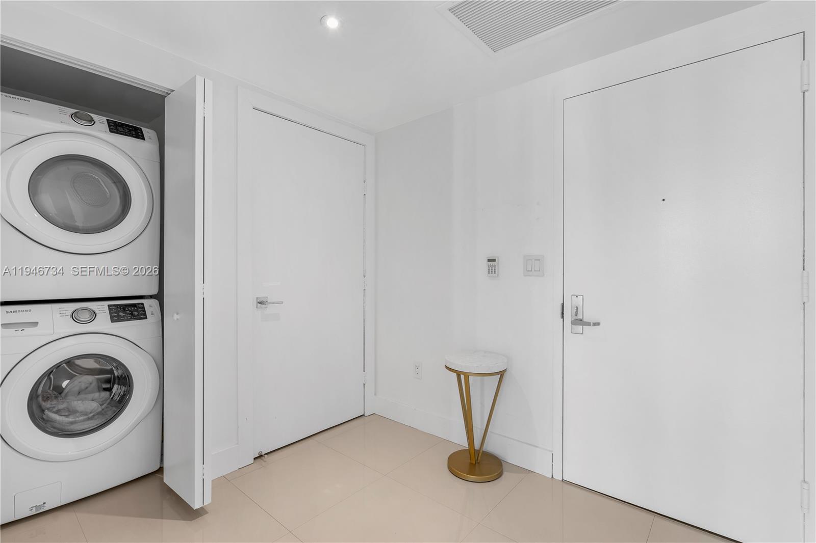 image Icon Brickell II15