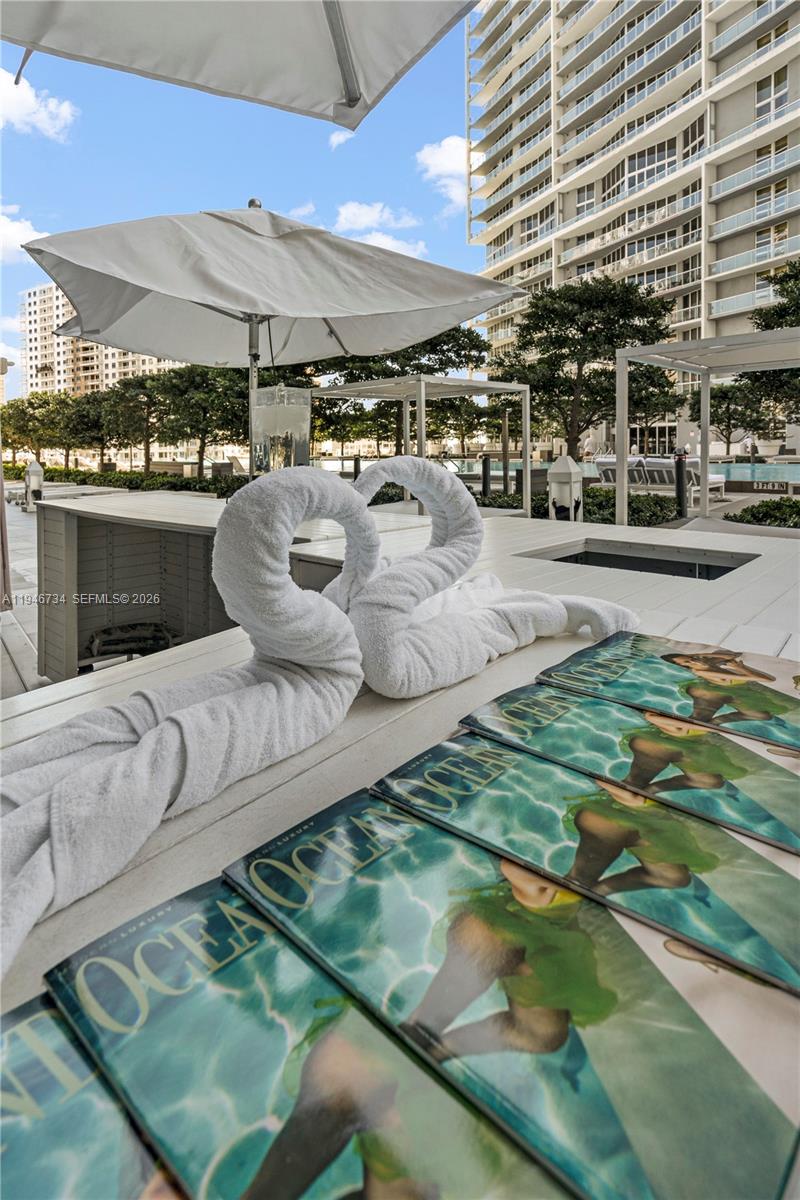 image Icon Brickell II16