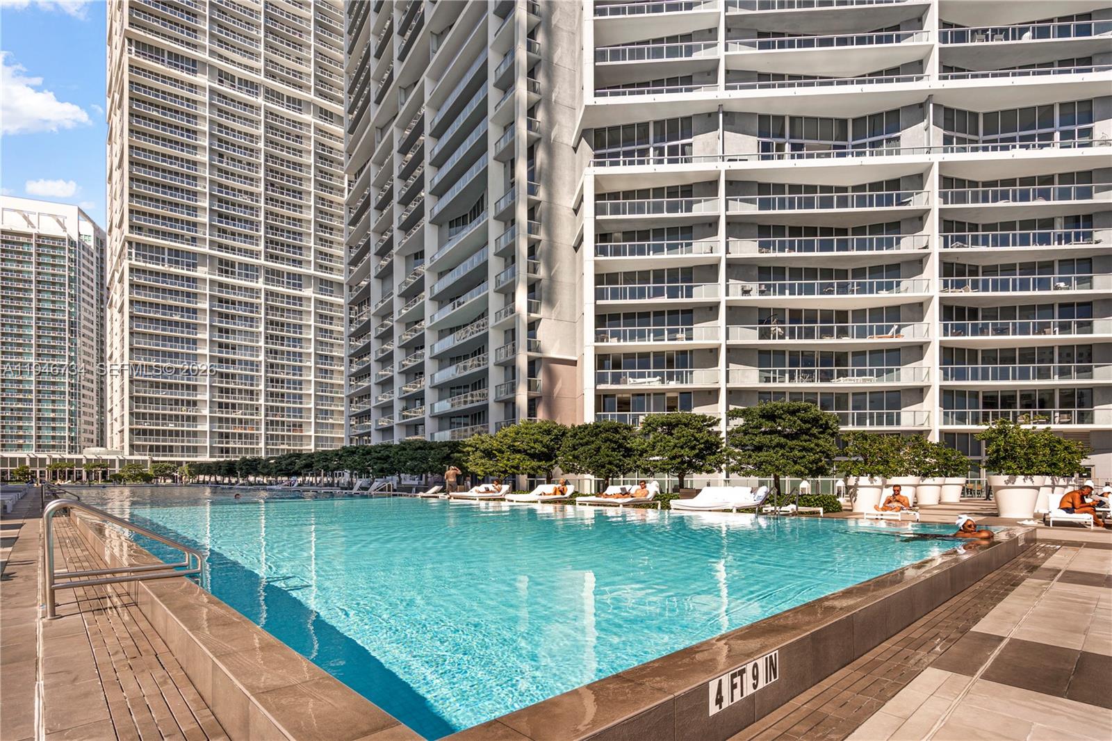 image Icon Brickell II17