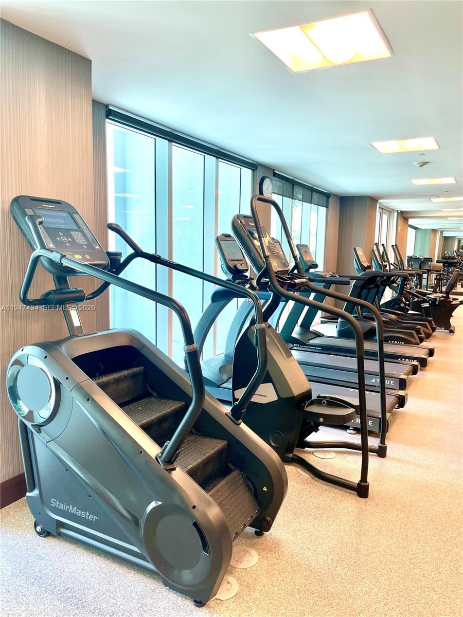 image The Plaza 901 Brickell Co35