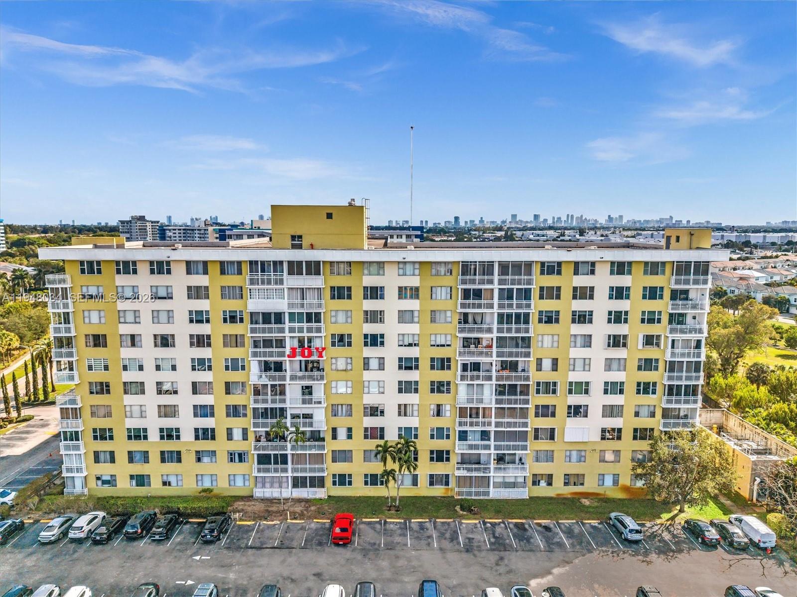 4400 Hillcrest #617B Hollywood, FL 33021