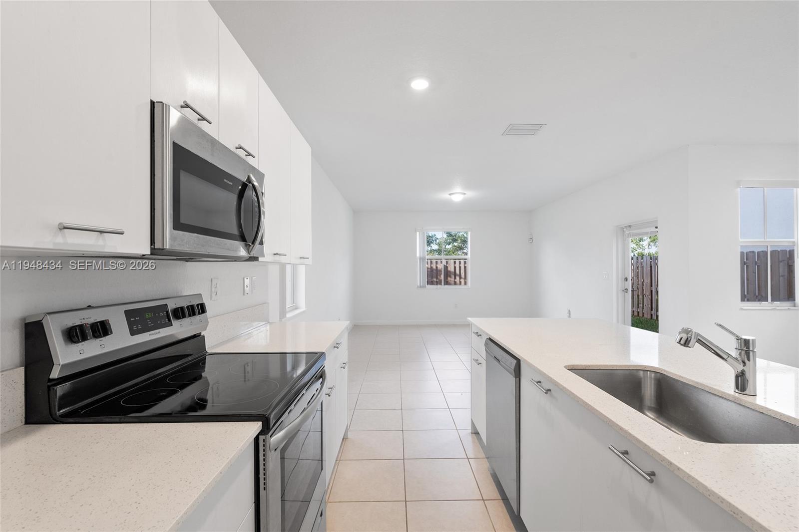 2405 NW 131st Cir Miami, FL 33167