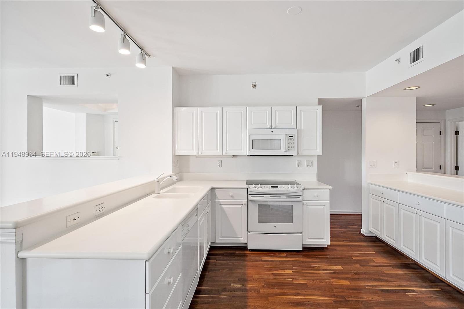 1660 S Highway A1a #222 Jupiter, FL 33477