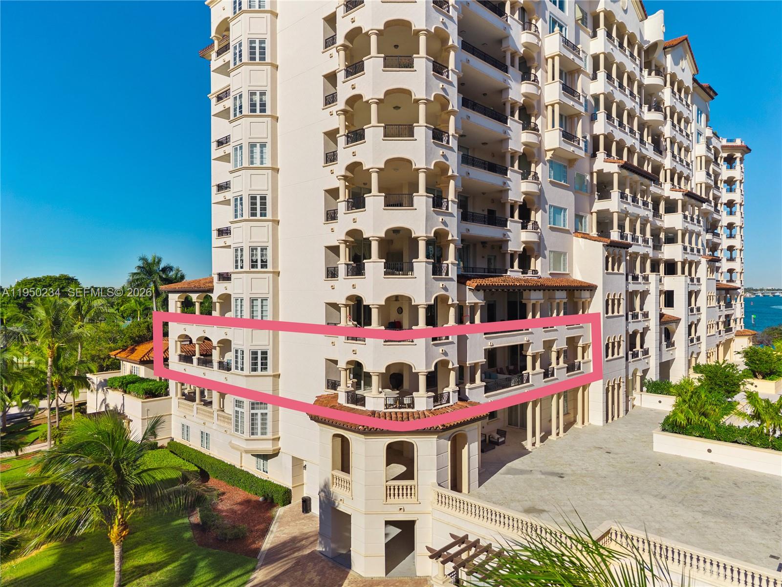 7124 Fisher Is Dr #7124 Miami Beach, FL 33109