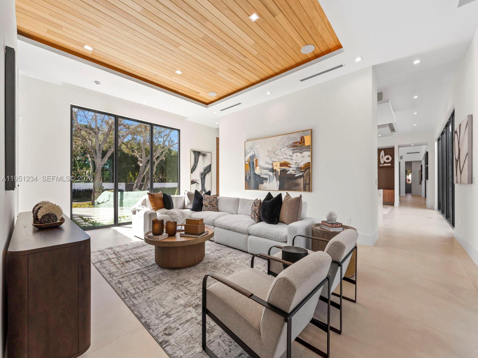 13901 Old Cutler Rd Palmetto Bay, FL 33158