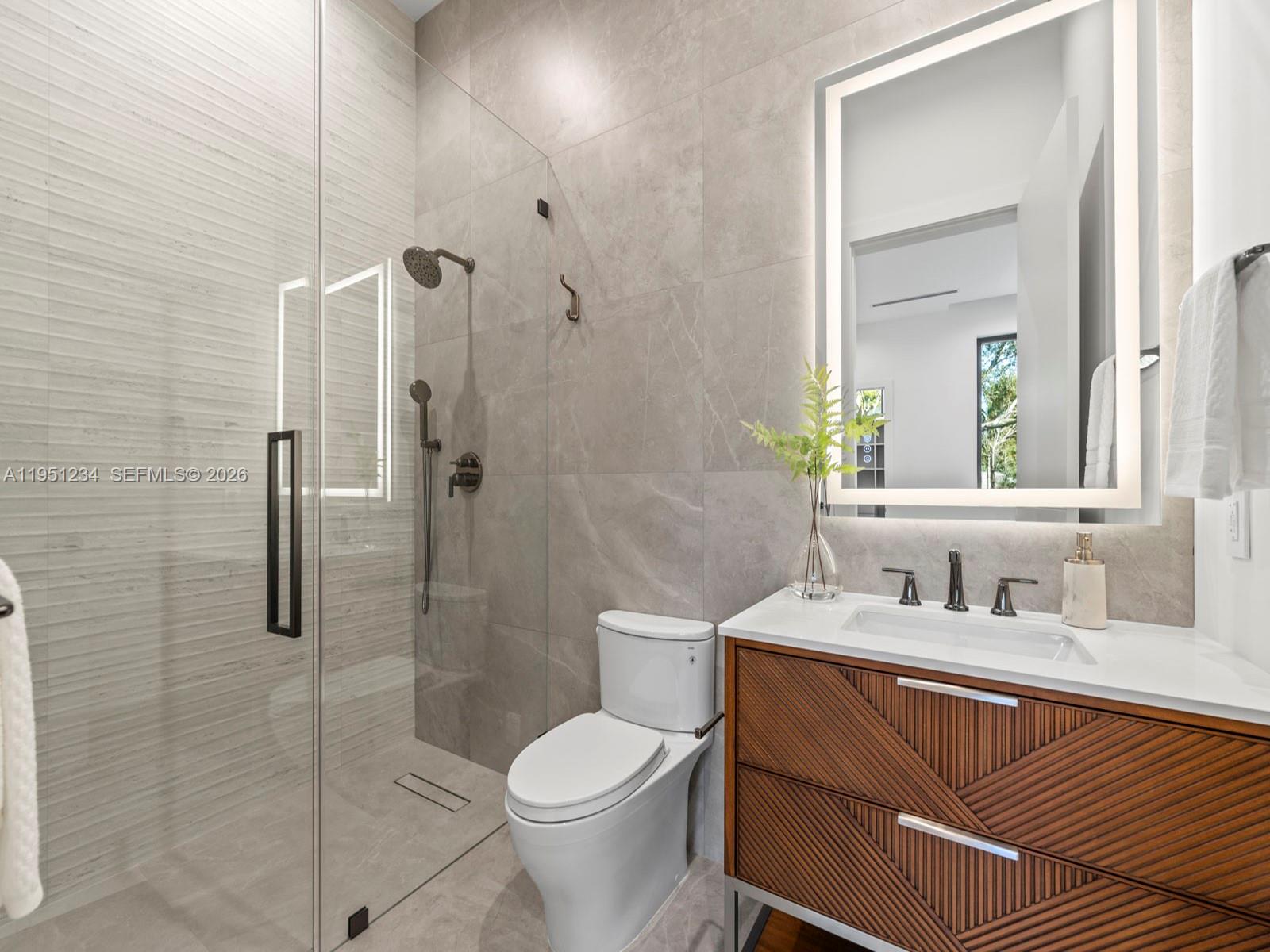 13901 Old Cutler Rd Palmetto Bay, FL 33158