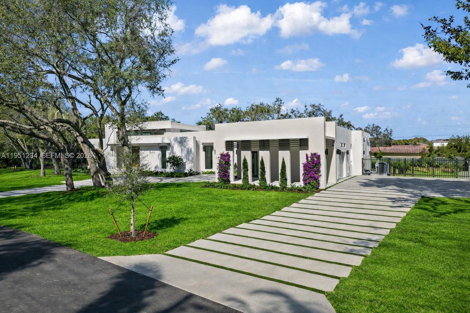 13901 Old Cutler Rd Palmetto Bay, FL 33158