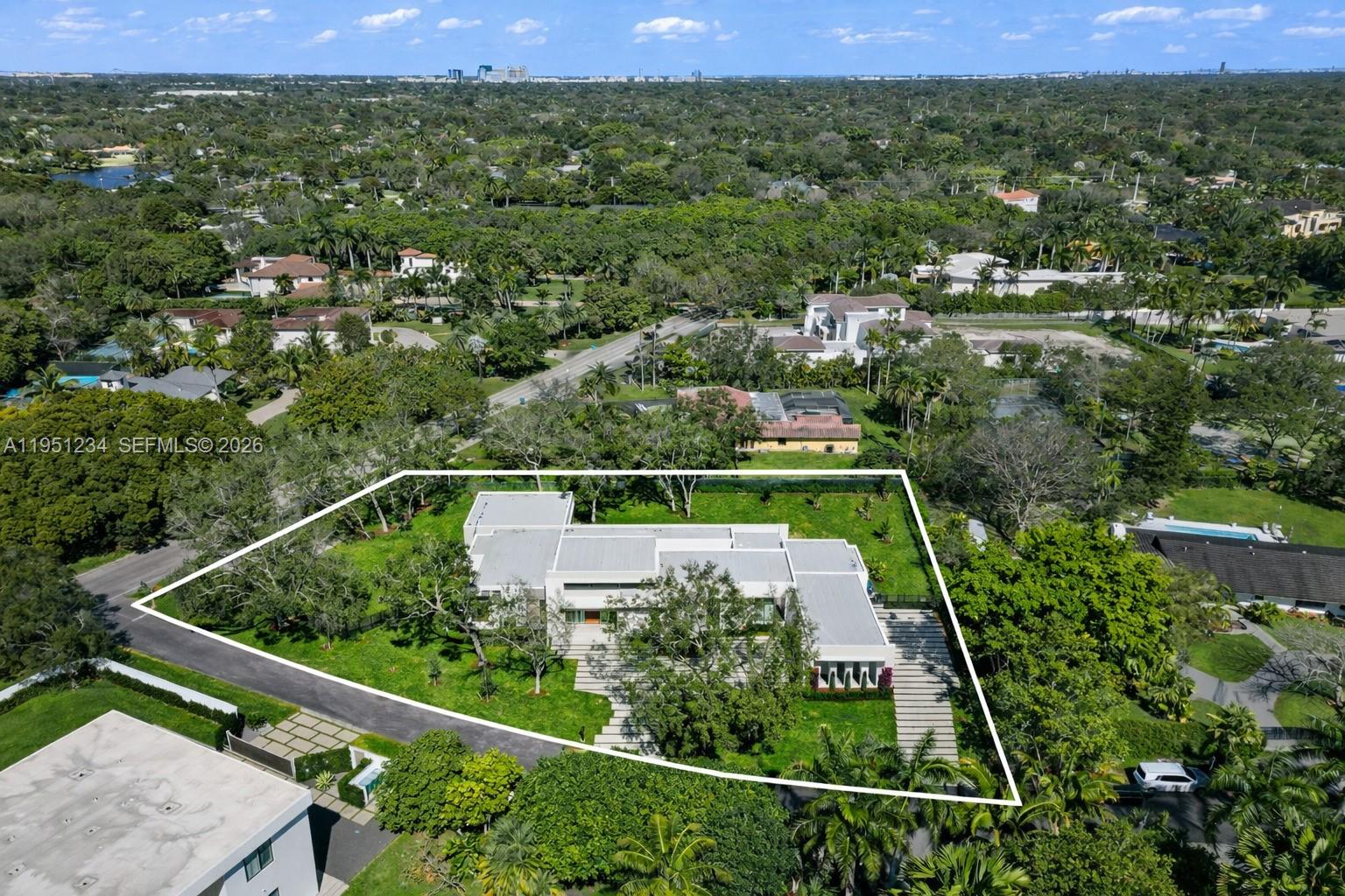 13901 Old Cutler Rd Palmetto Bay, FL 33158