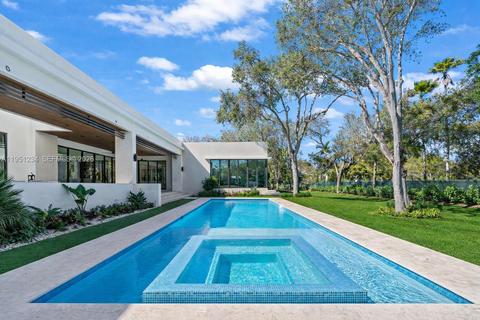 13901 Old Cutler Rd Palmetto Bay, FL 33158