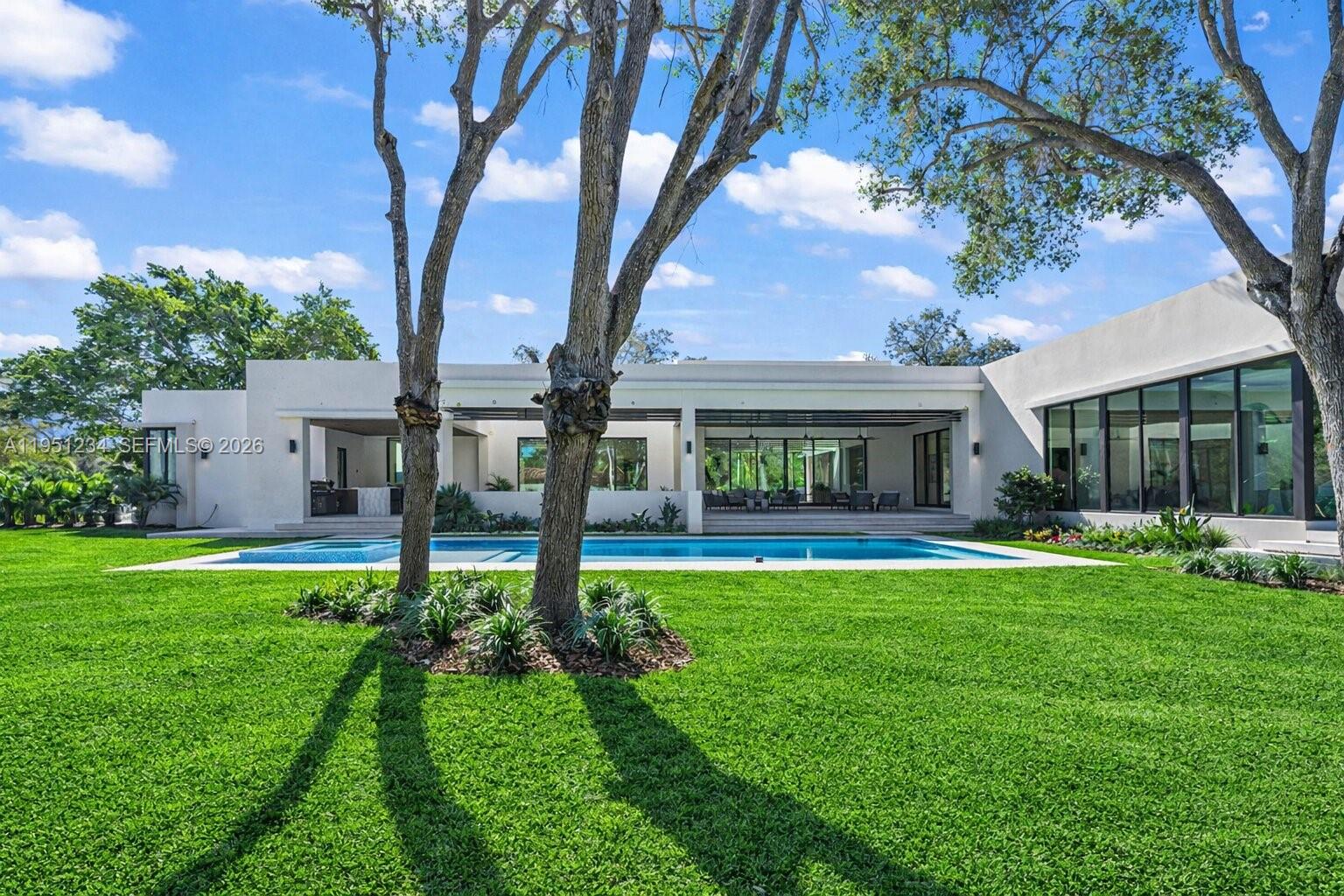 13901 Old Cutler Rd Palmetto Bay, FL 33158