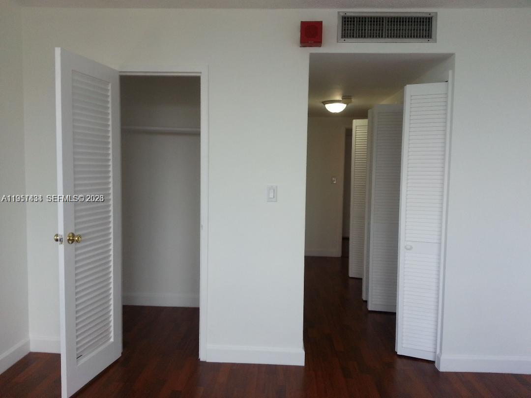 1865 79th St Cswy #5H North Bay Village, FL 33141