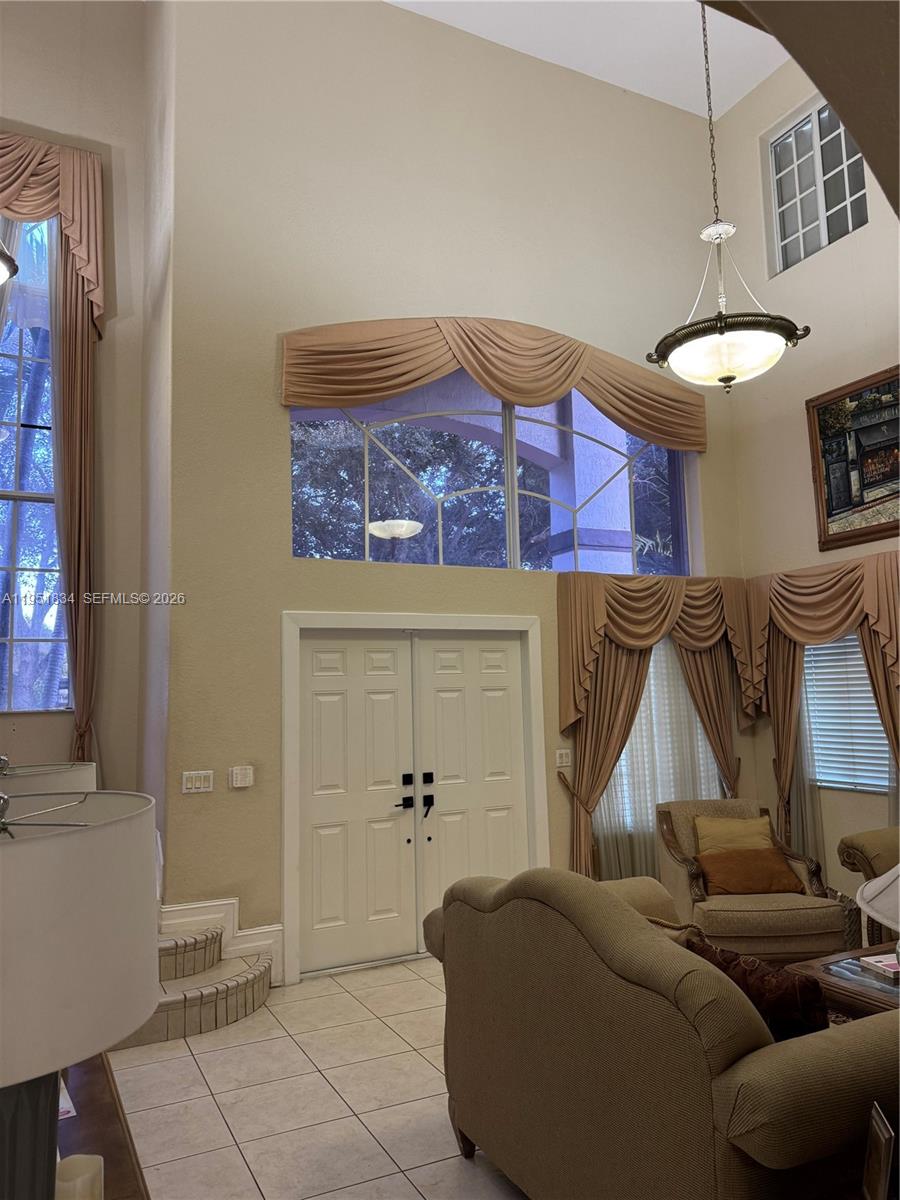 16750 NW 78th Ave Miami Lakes, FL 33016