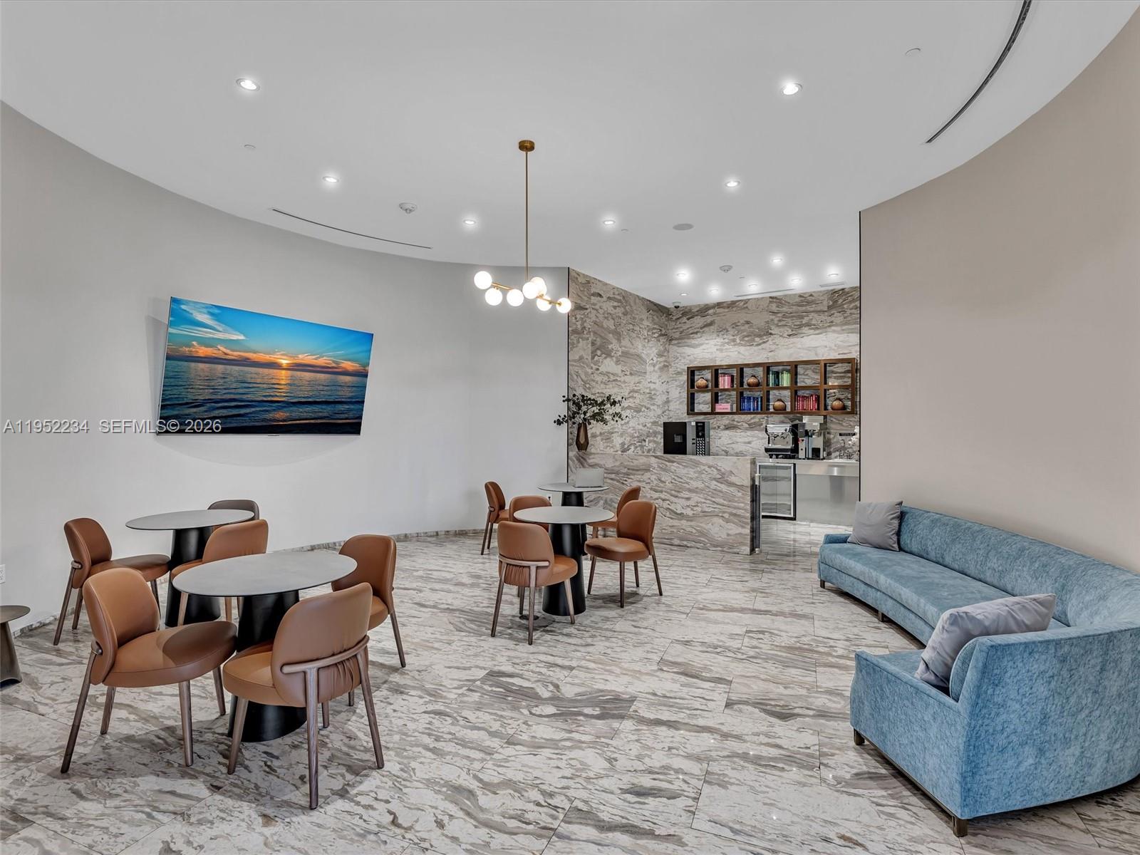 image Echo Aventura60