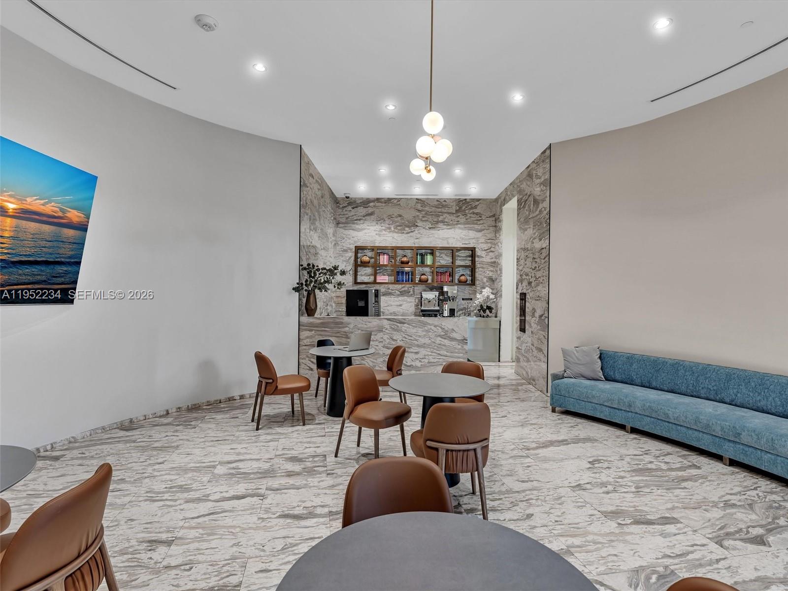 image Echo Aventura61