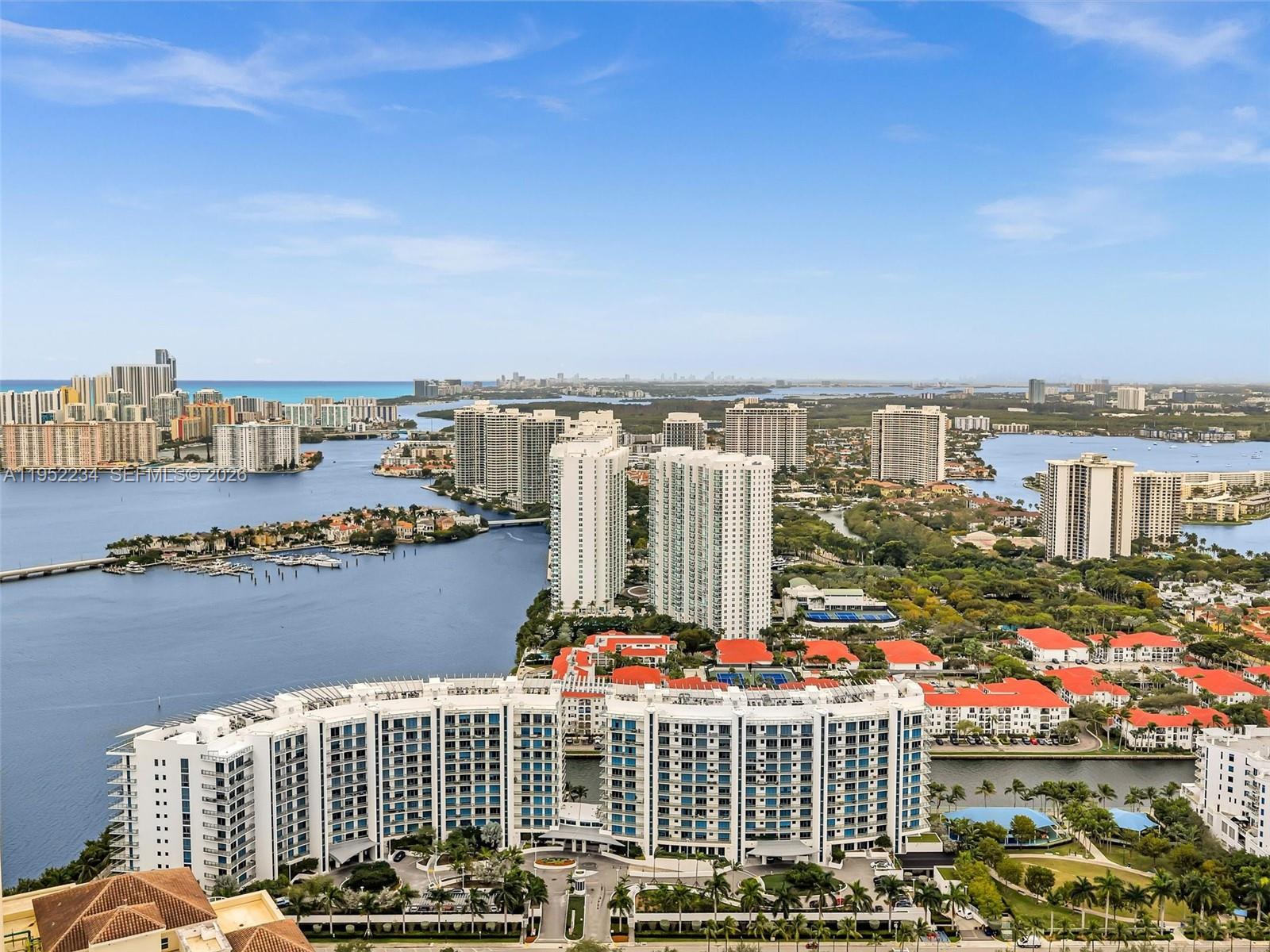 image Echo Aventura77