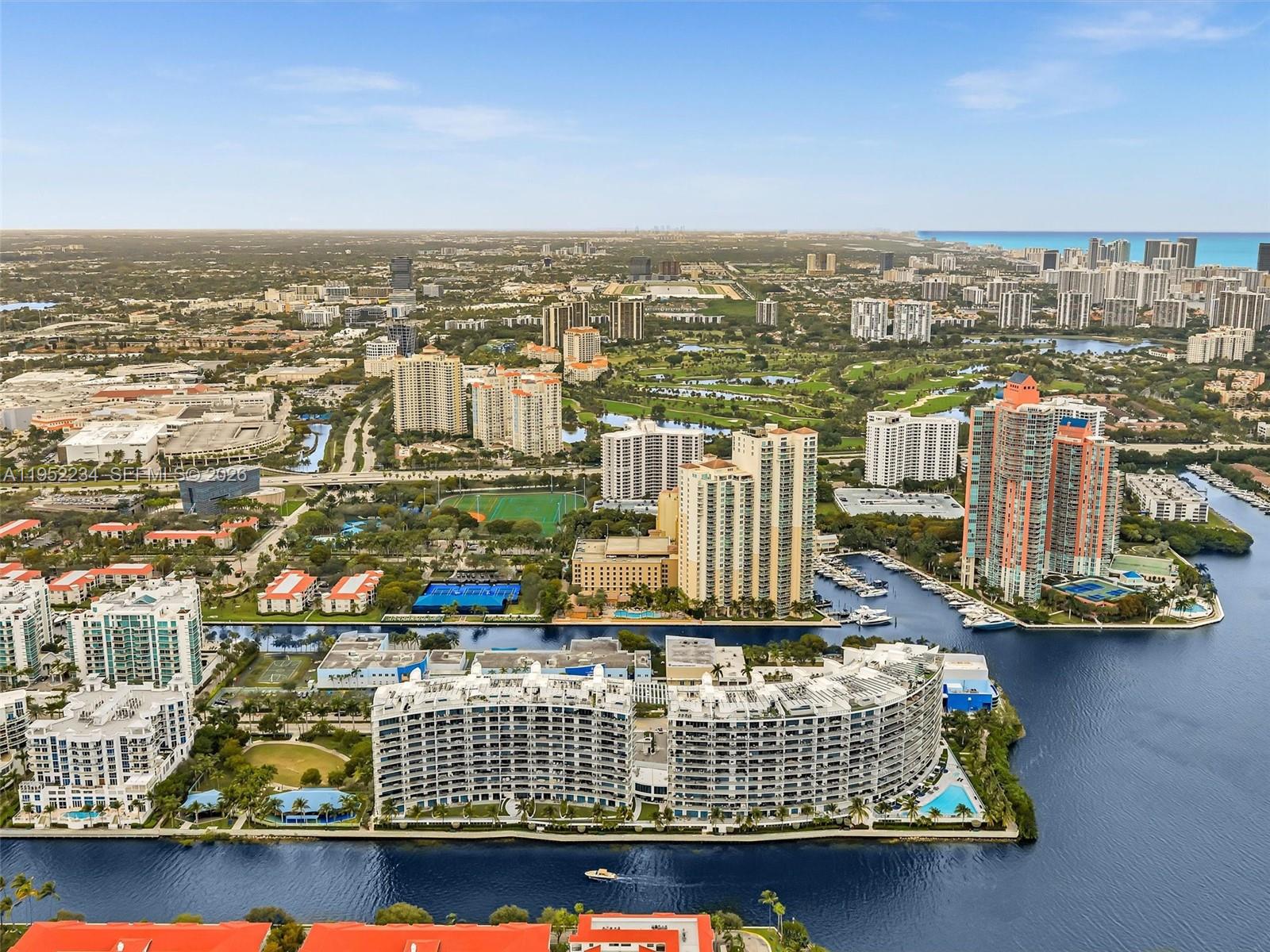 image Echo Aventura81