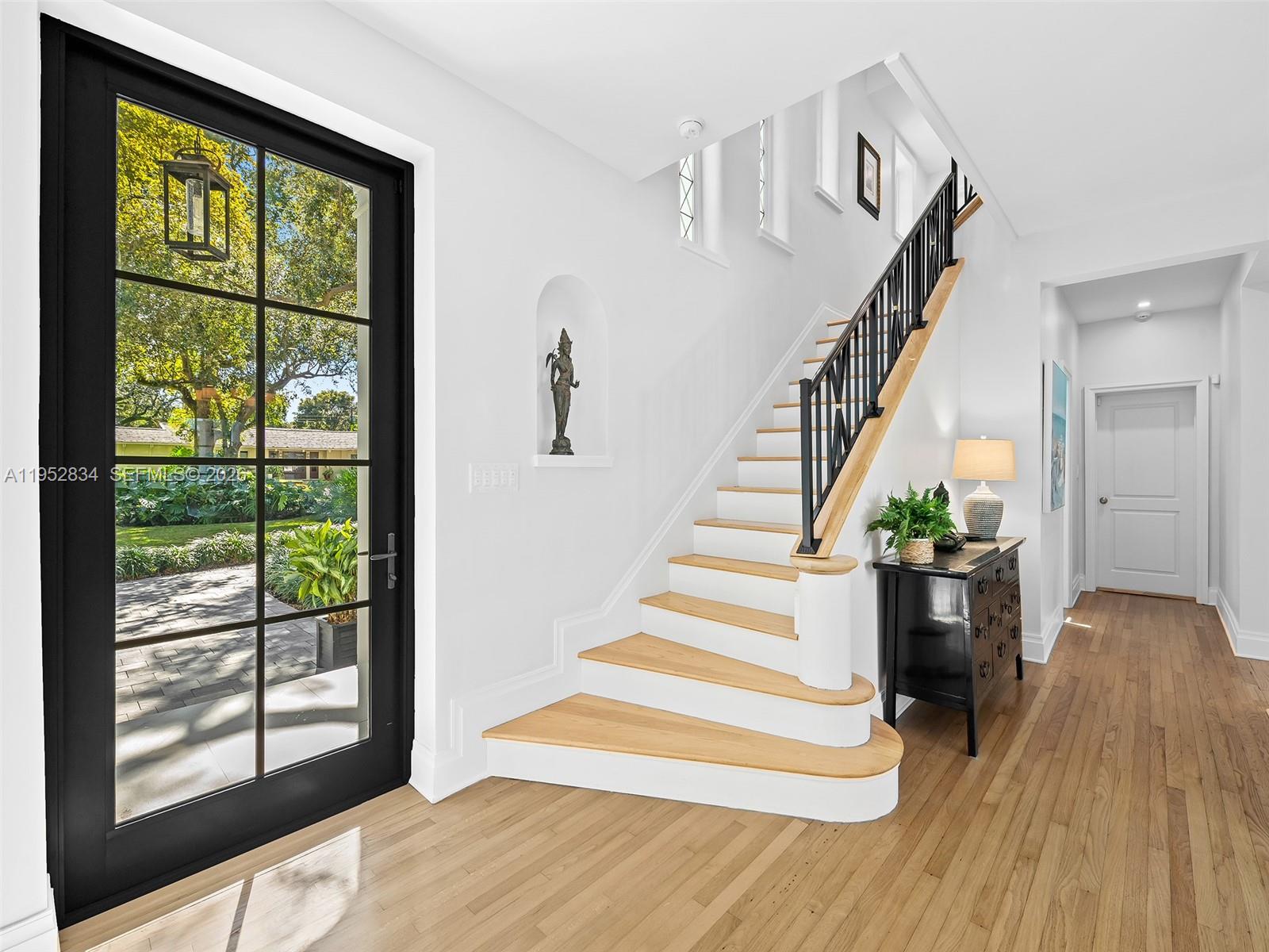 1257 Mariola Ct Coral Gables, FL 33134