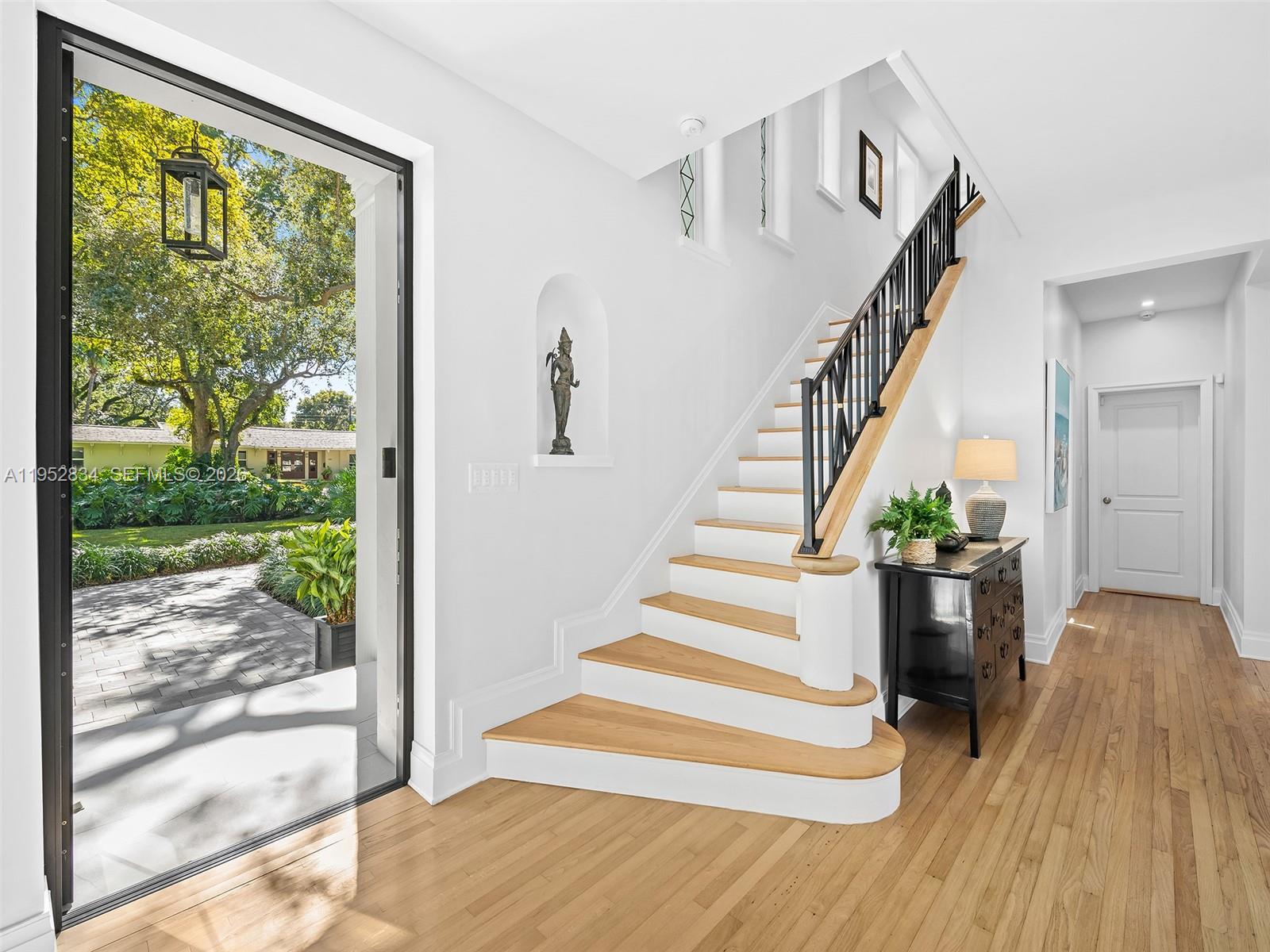 1257 Mariola Ct Coral Gables, FL 33134