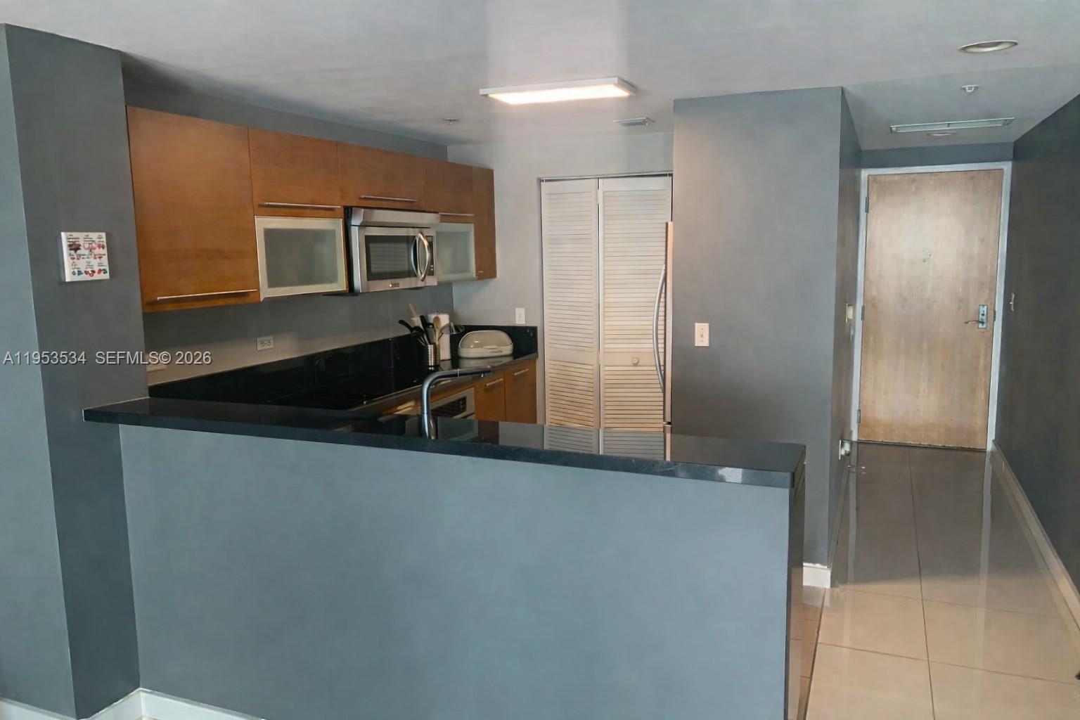 image Vizcayne North3