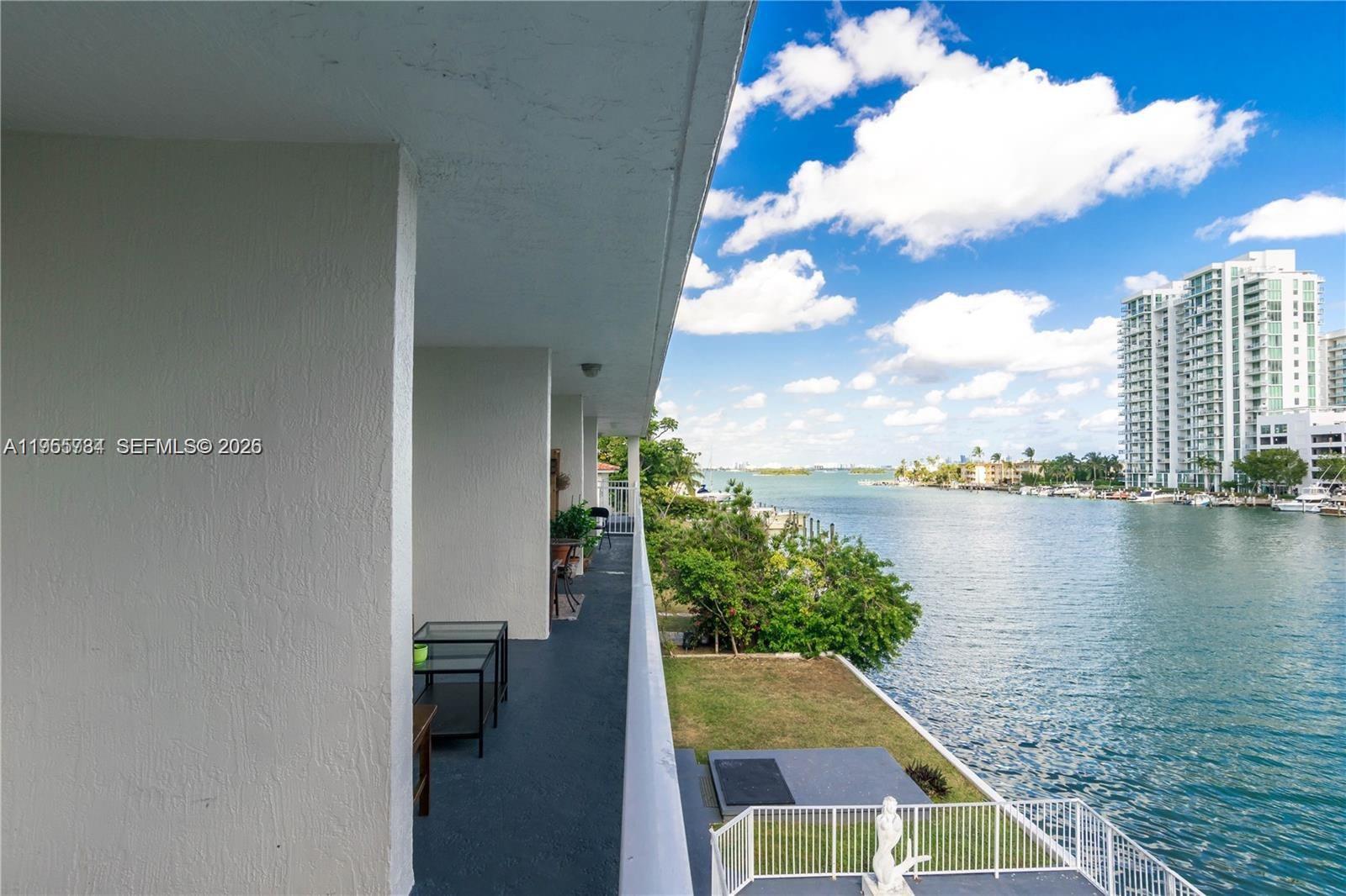 7917 West Dr #17 North Bay Village, FL 33141