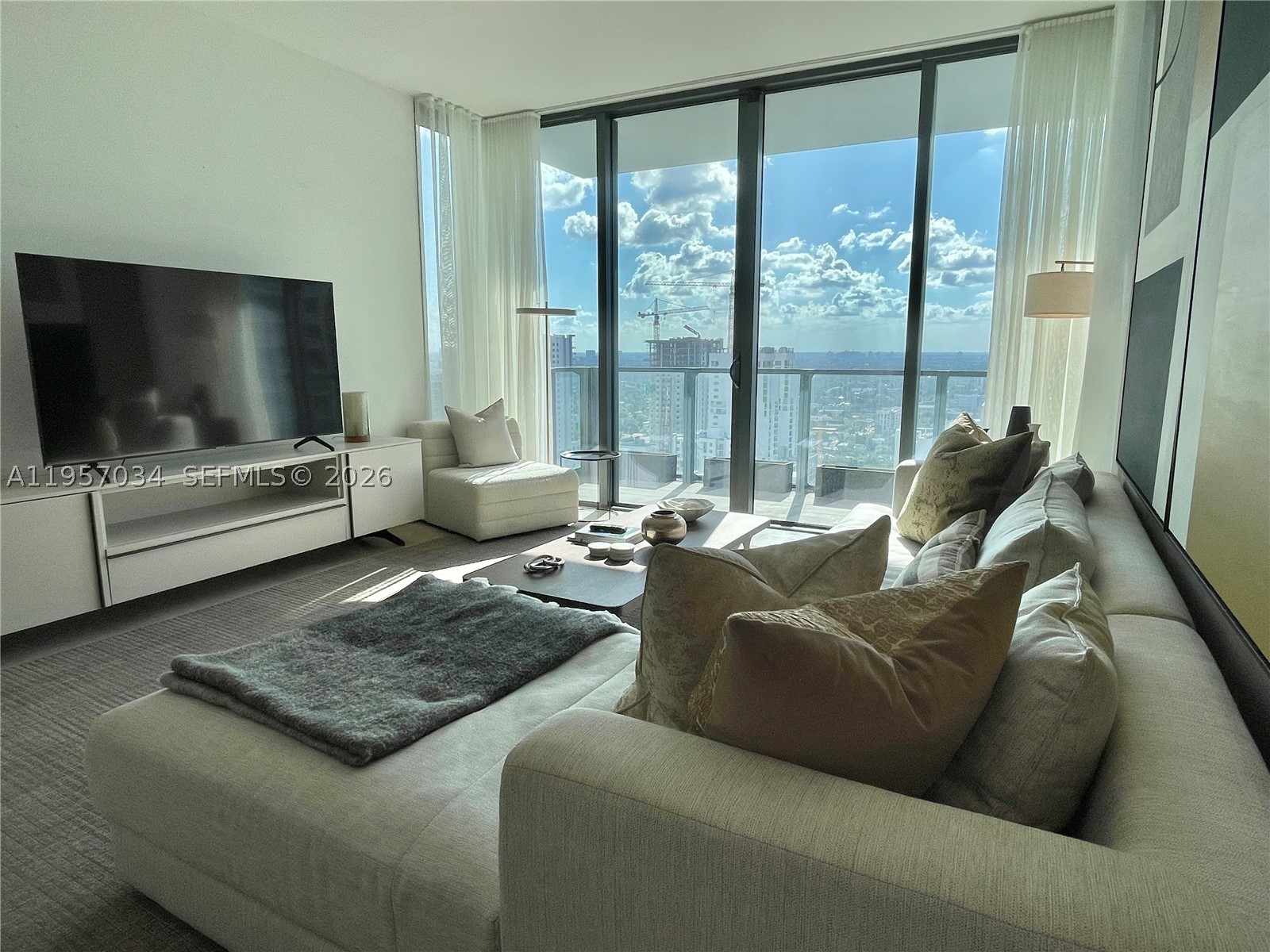 image Rise Brickell City Centre8