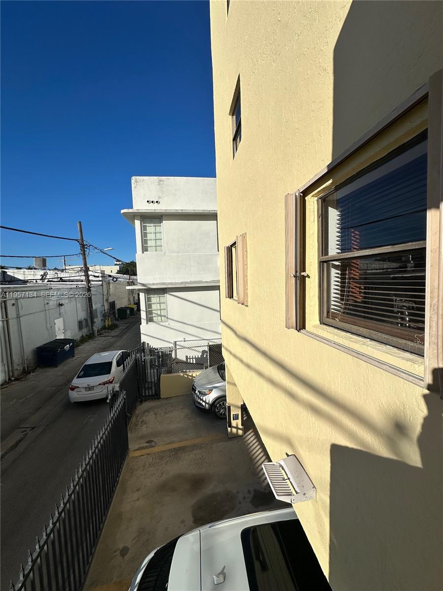 1334 Collins Ave #204 Miami Beach, FL 33139