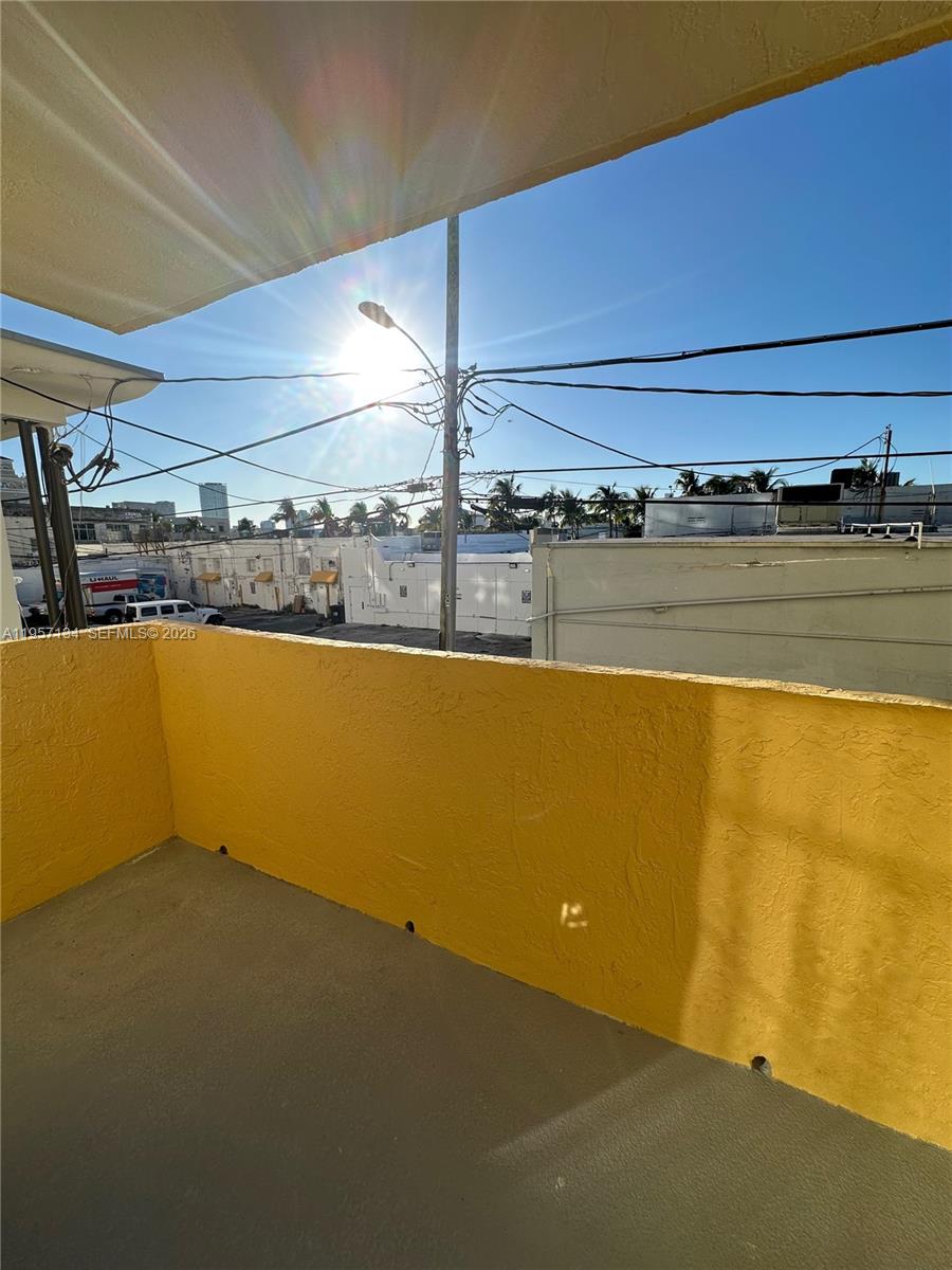 1334 Collins Ave #204 Miami Beach, FL 33139