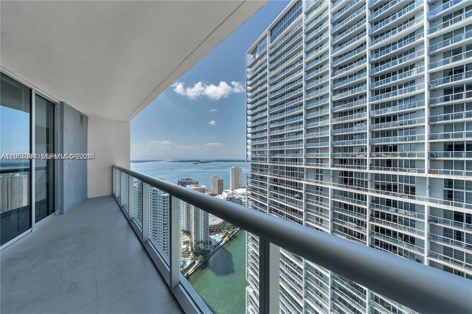 image Icon Brickell I2