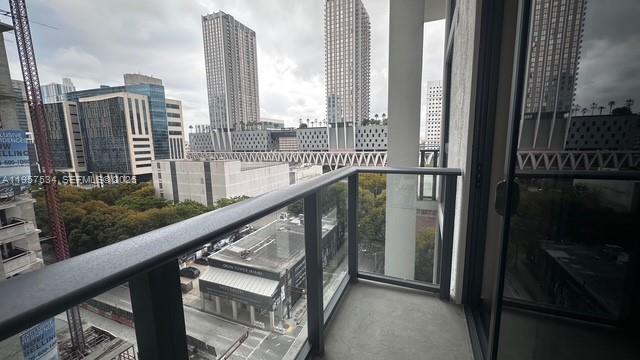 image The Crosby Miami Worldcenter22