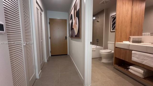 image The Crosby Miami Worldcenter6