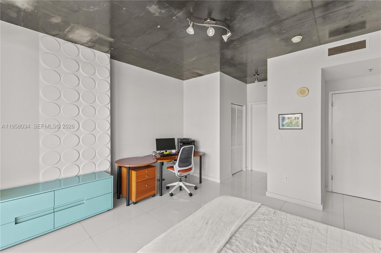 3470 E Coast Ave #H0401 Miami, FL 33137