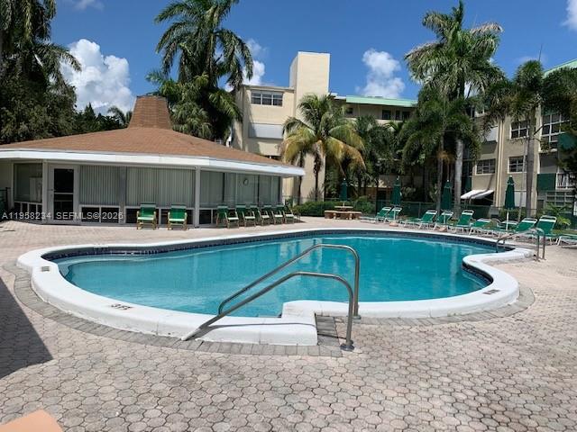 1333 Hallandale Bch Bl #131
