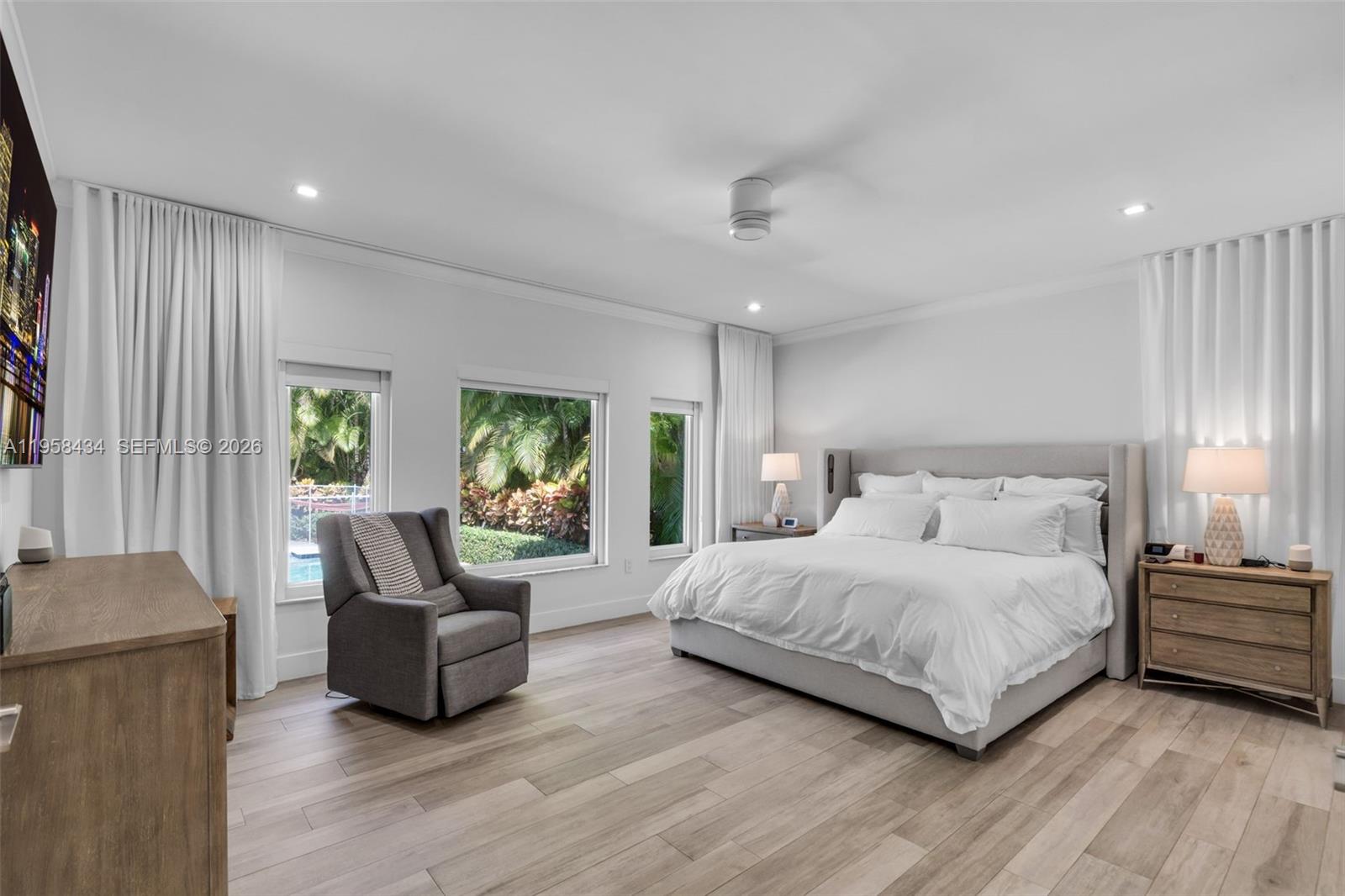 647 S Zamora Ave Coral Gables, FL 33134