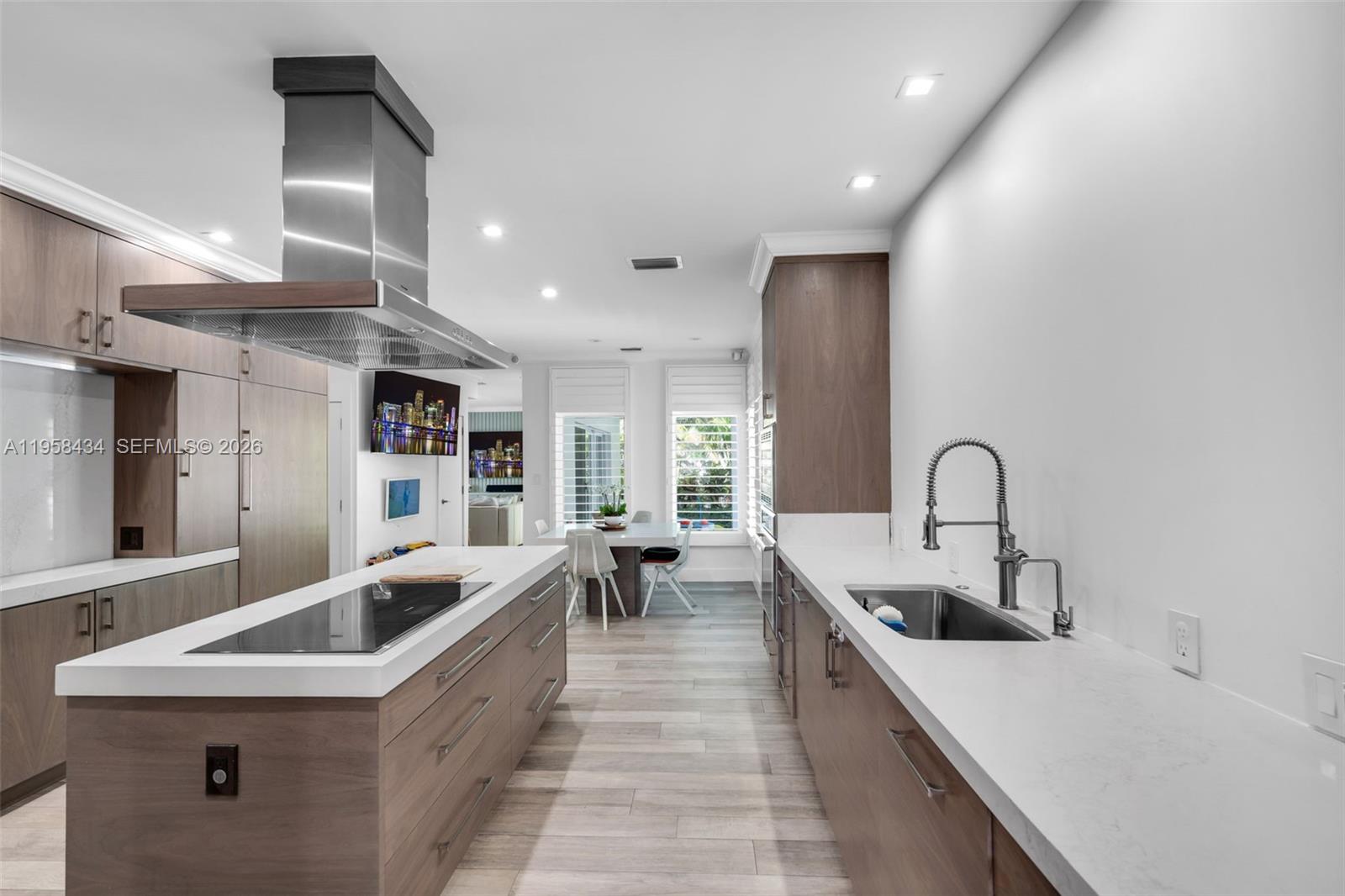 647 S Zamora Ave Coral Gables, FL 33134