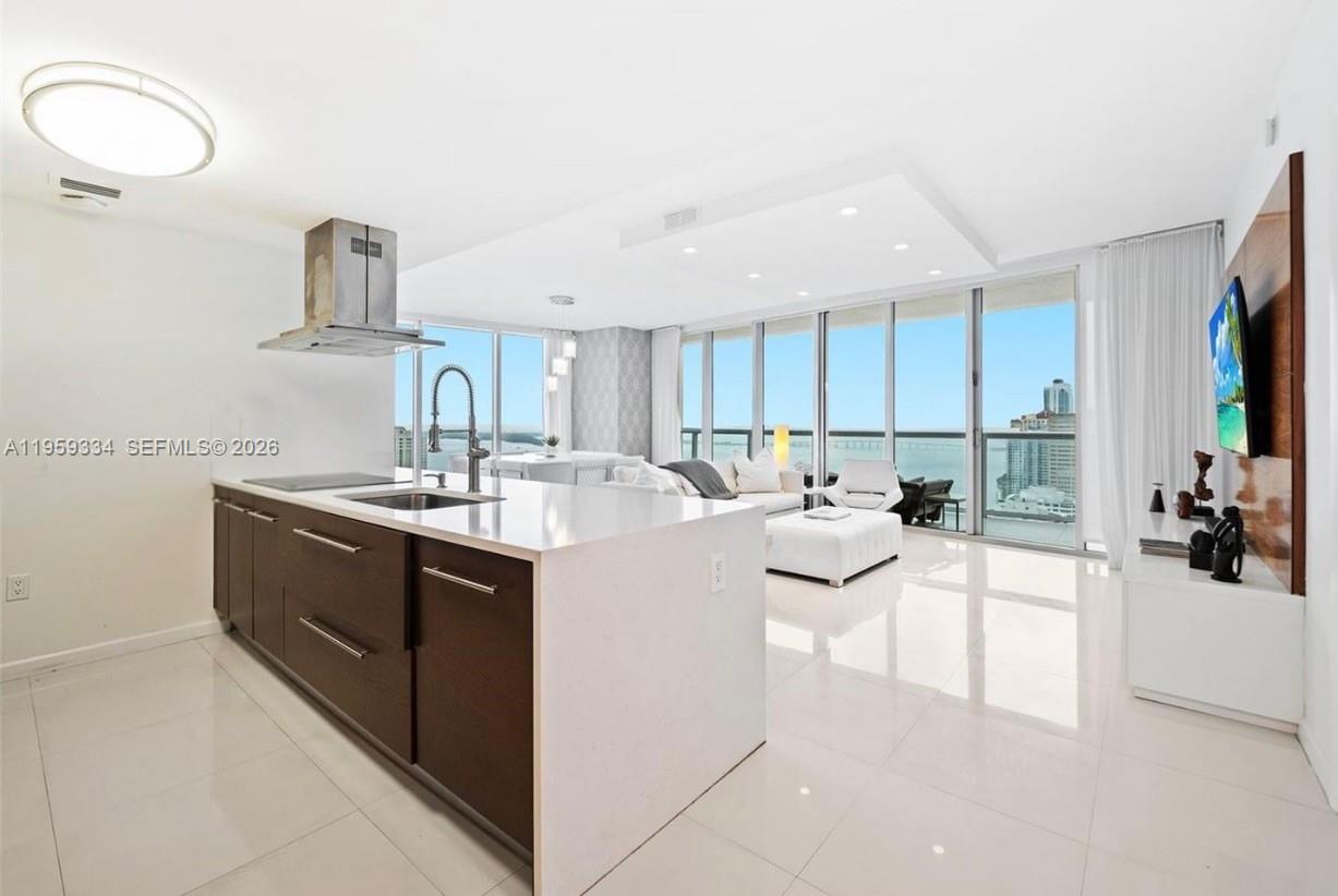 image Icon Brickell II16