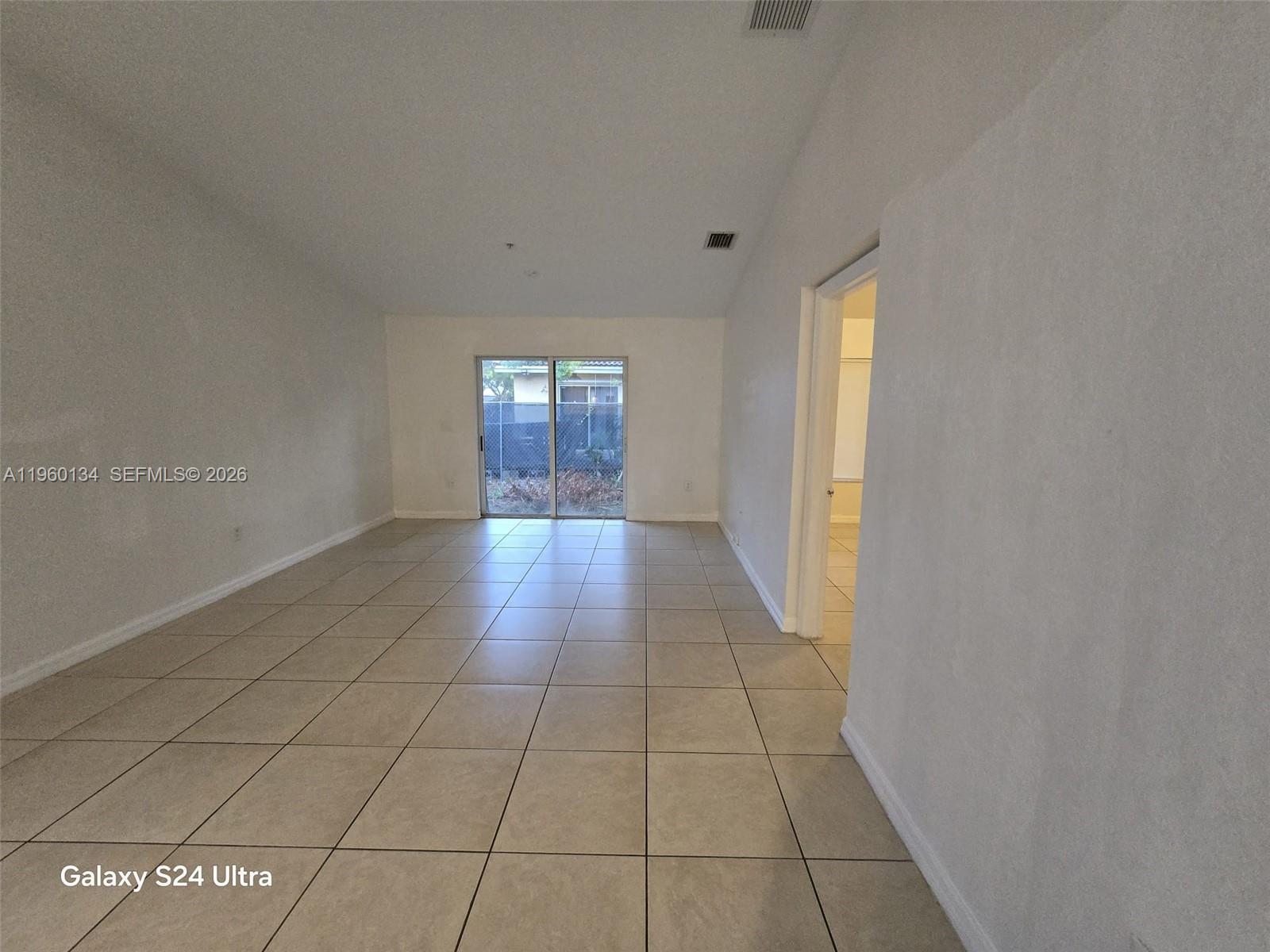 3908 SW 48th Ave Pembroke Park, FL 33023