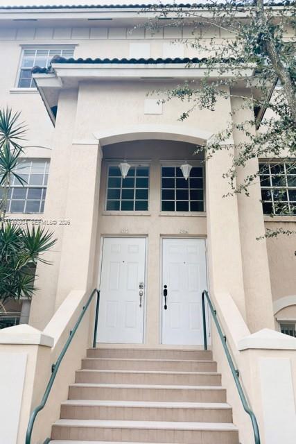 5610 NW 114th Pl #205