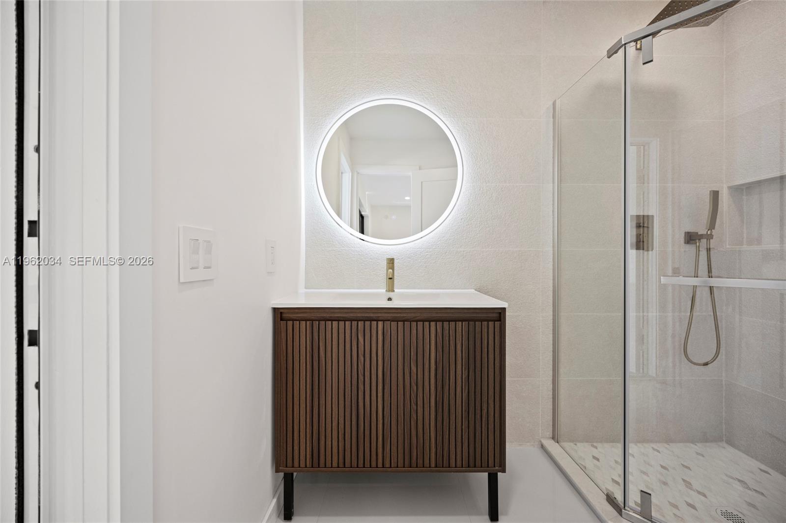 21 SE 7th St Pompano Beach, FL 33060