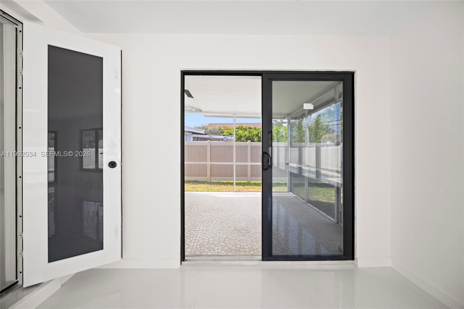 21 SE 7th St Pompano Beach, FL 33060