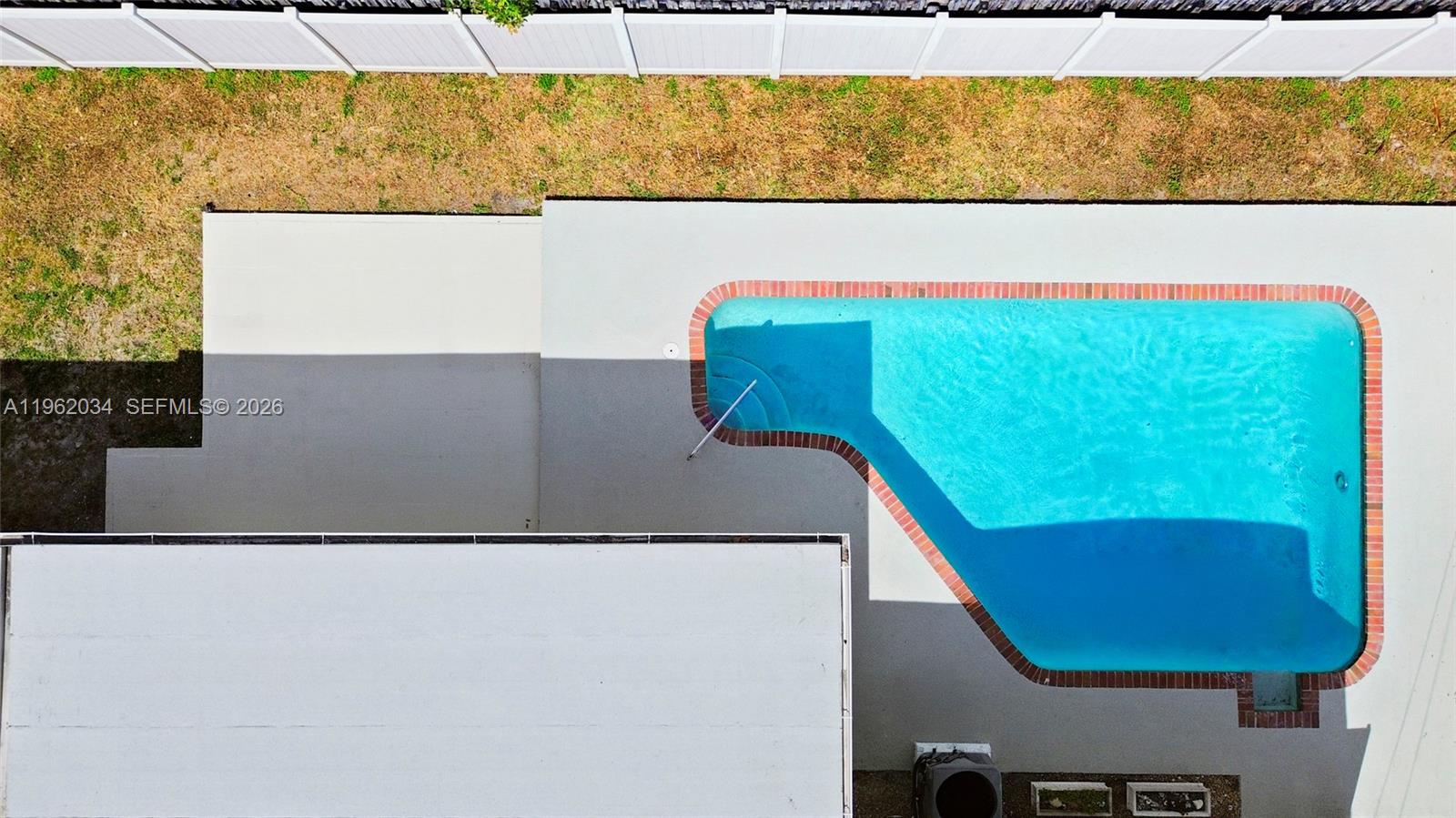 21 SE 7th St Pompano Beach, FL 33060