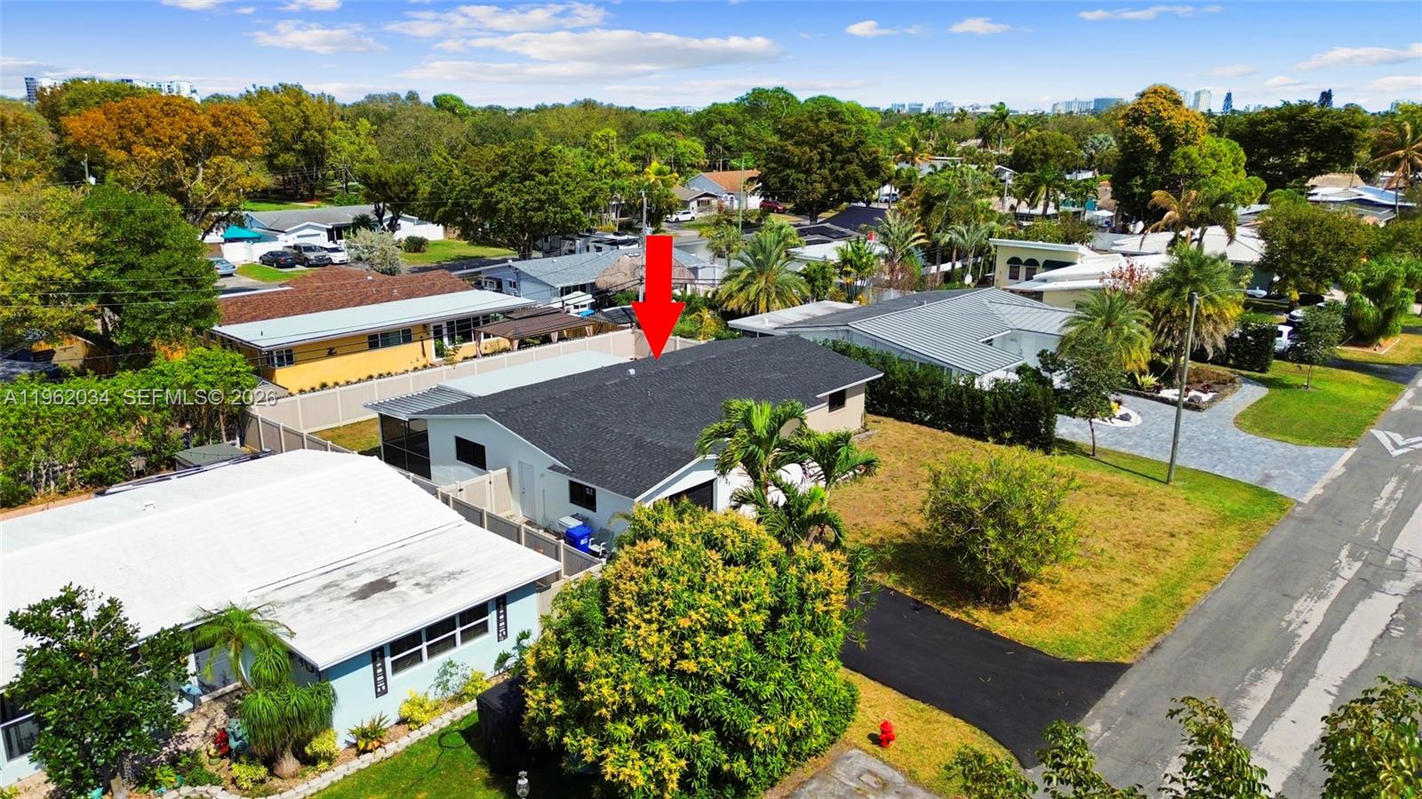 21 SE 7th St Pompano Beach, FL 33060