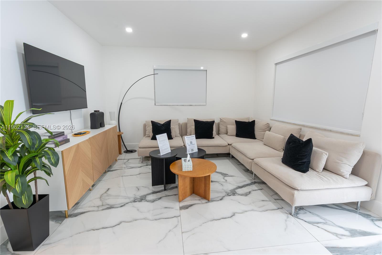 2840 NW 13th St Miami, FL 33125