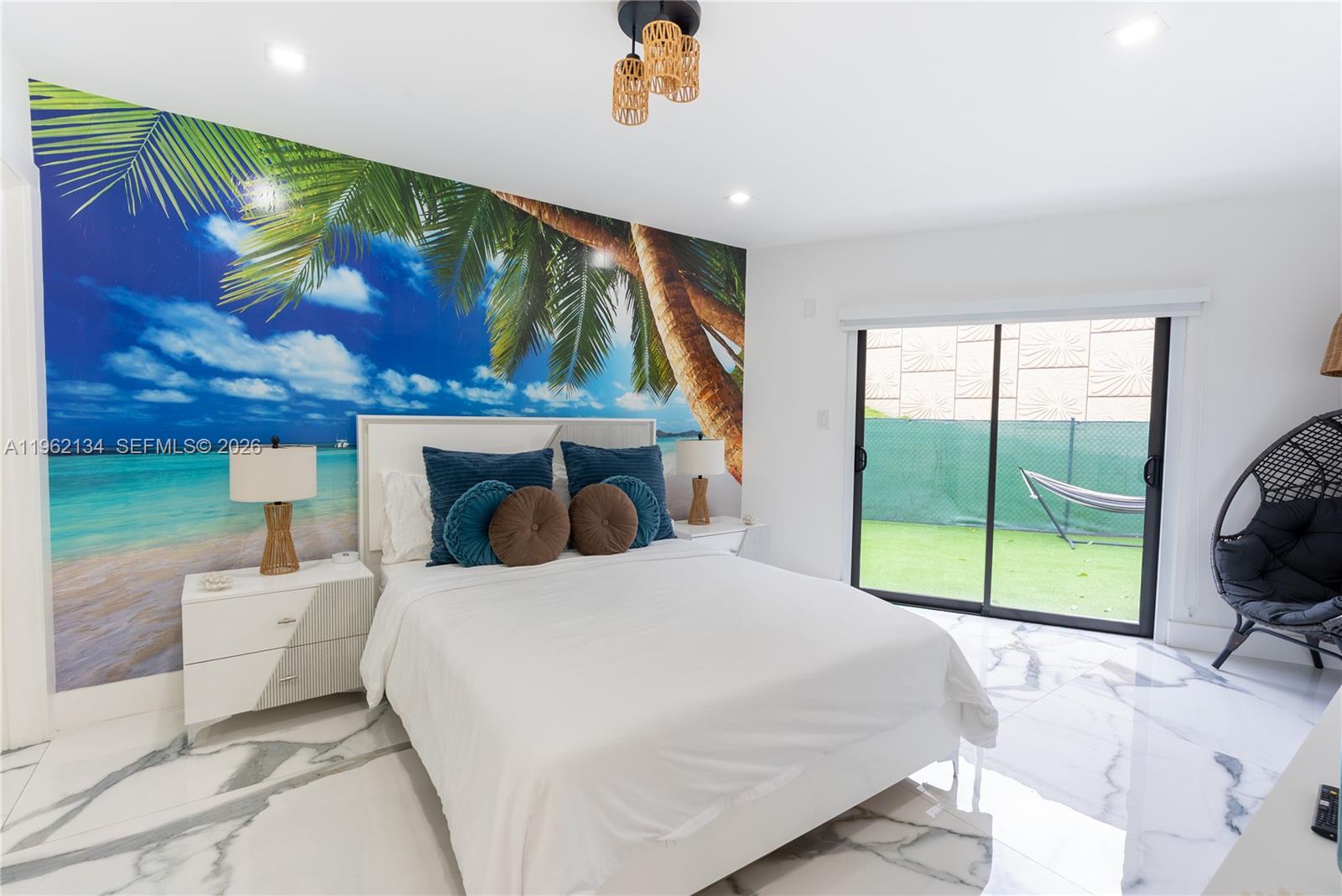 2840 NW 13th St Miami, FL 33125