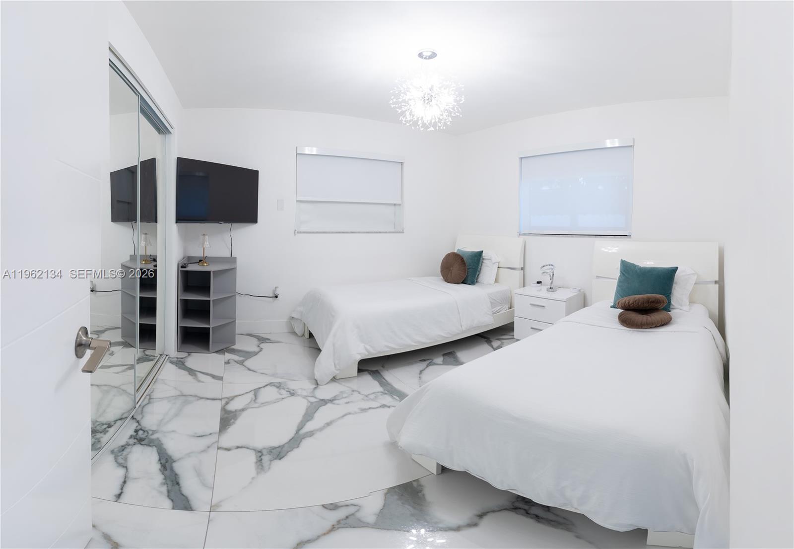 2840 NW 13th St Miami, FL 33125