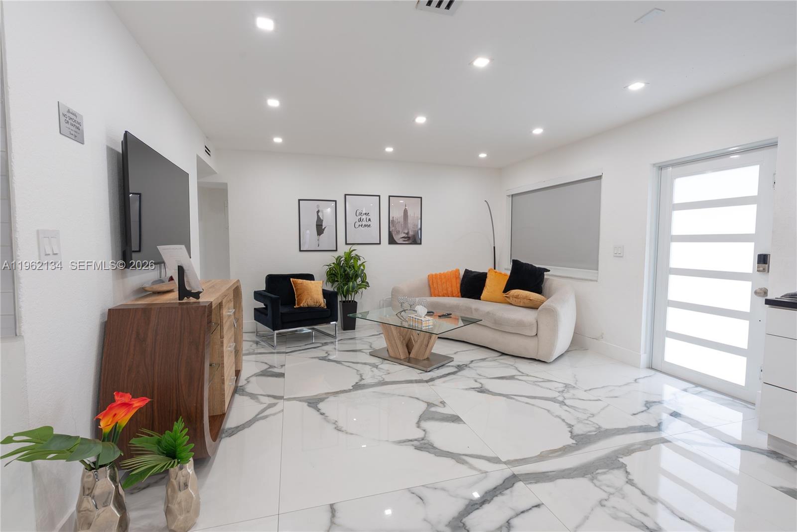 2840 NW 13th St Miami, FL 33125