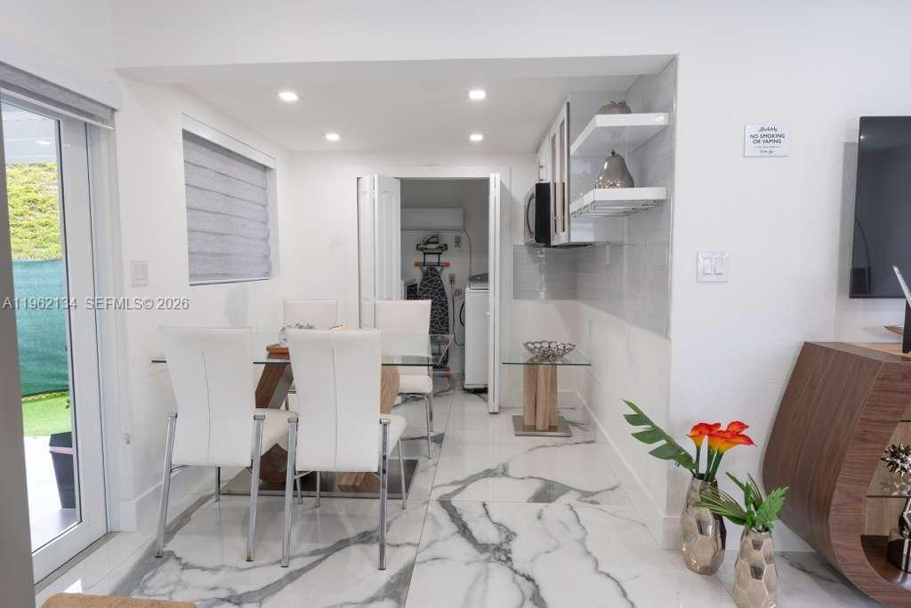 2840 NW 13th St Miami, FL 33125