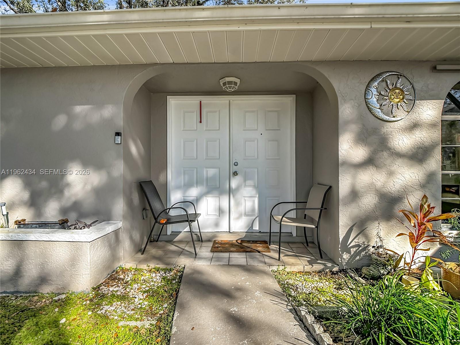 216 Greenwood Lehigh Acres, FL 33936